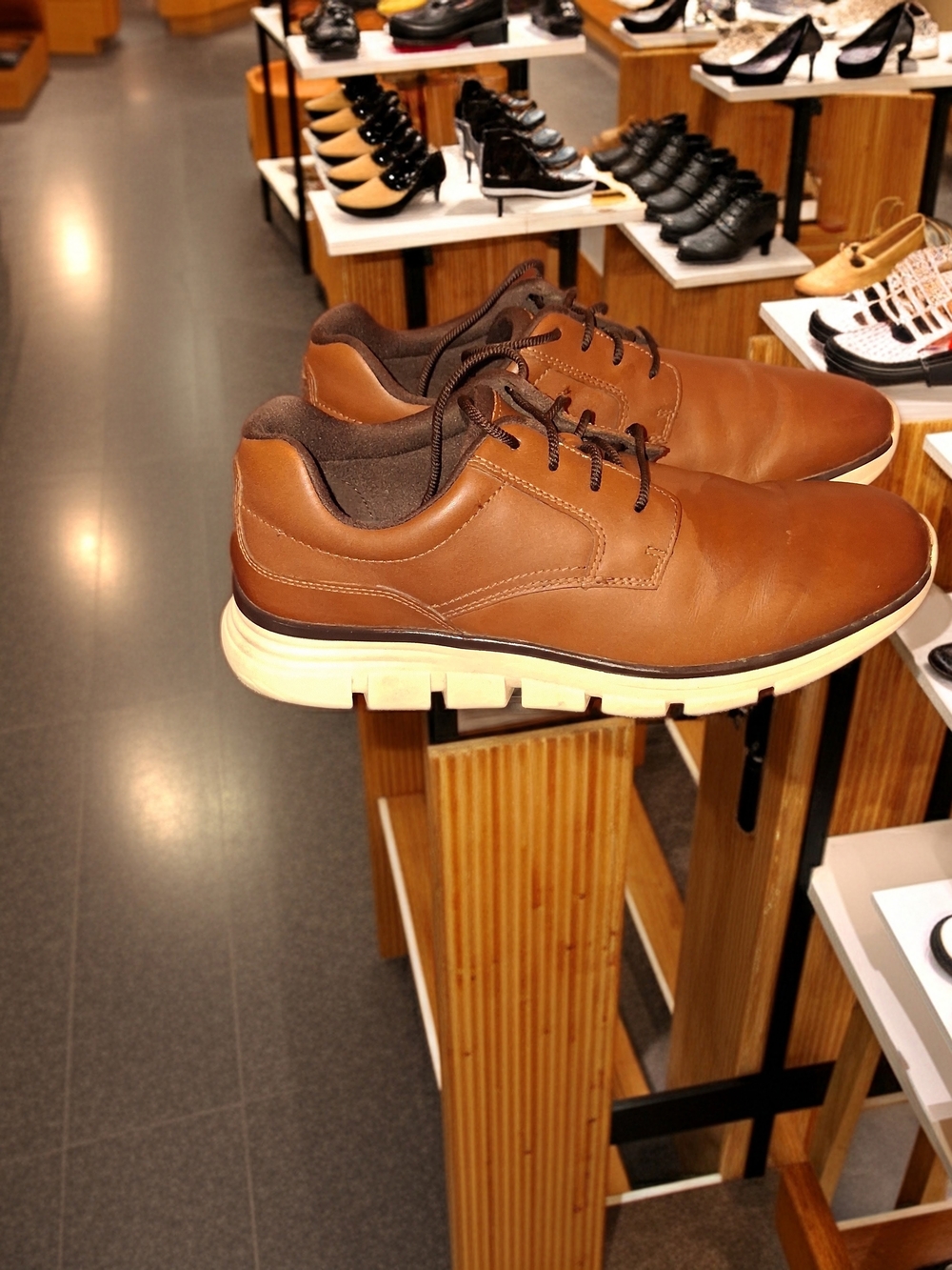 JOHNSTON & MURPHY Men's Brown Casual Lace-Up Shoes SIZE 10 Medium